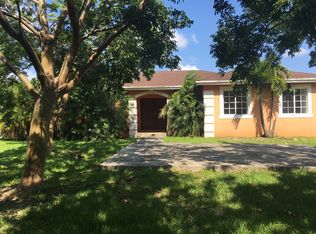 35690 SW 212th Ave, Homestead, FL 33034