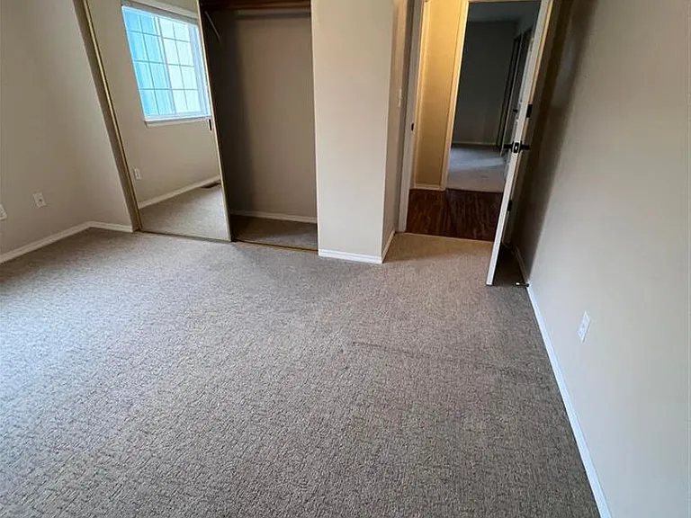 1508 N Waugh Rd — Photo 11
