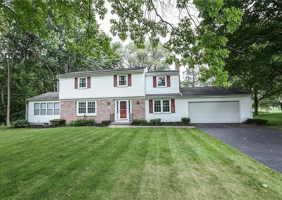1st image of 36 Candlewood Dr