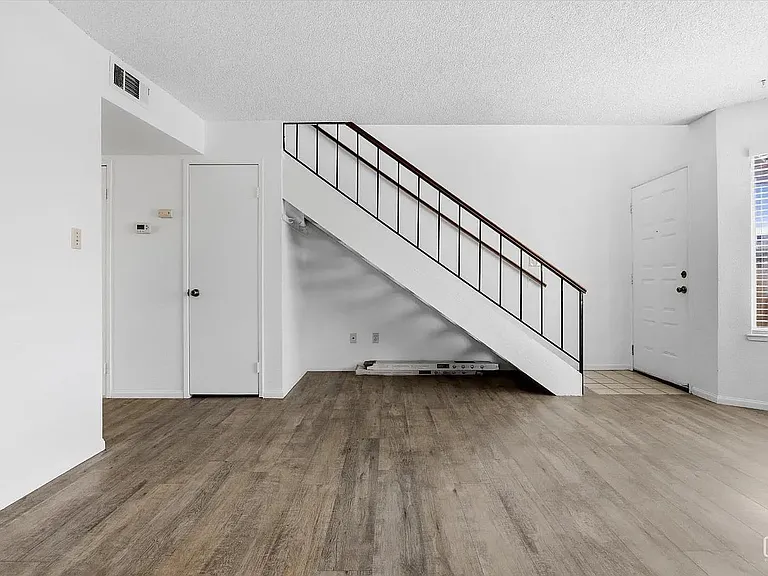 4600 Beechwood St #95 — Photo 8