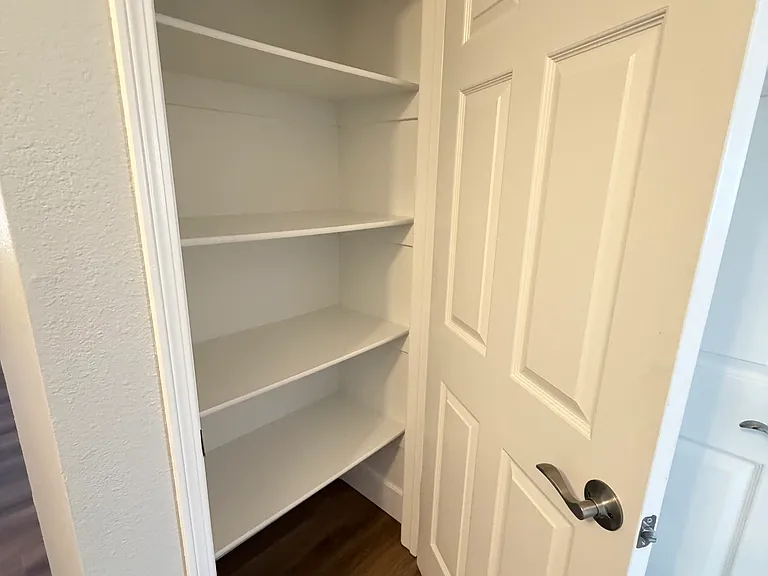 5576 W Rochelle Ave #28A — Photo 12