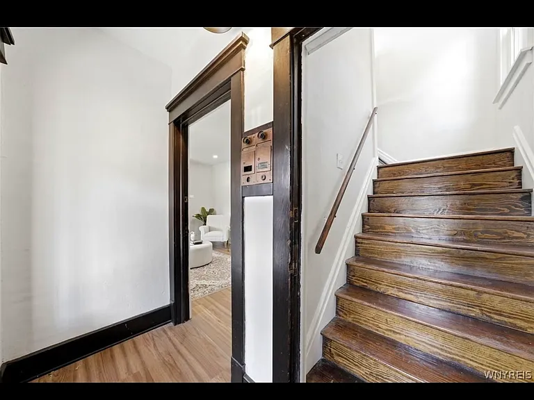 90 Armin Pl #1 — Photo 16