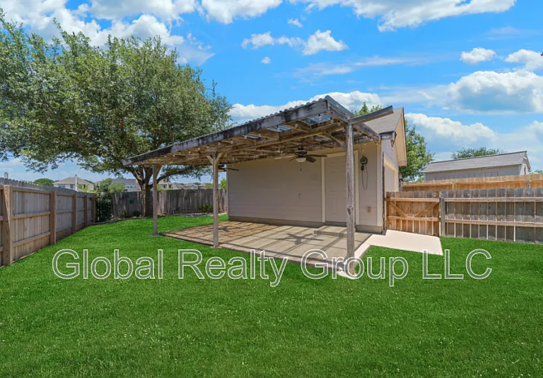 308 Rustic Trl — Photo 25
