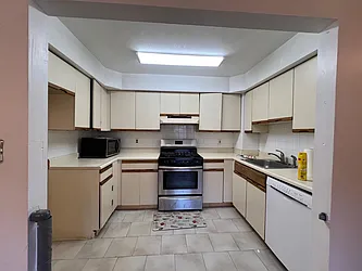 52 Yale Avenue, #2