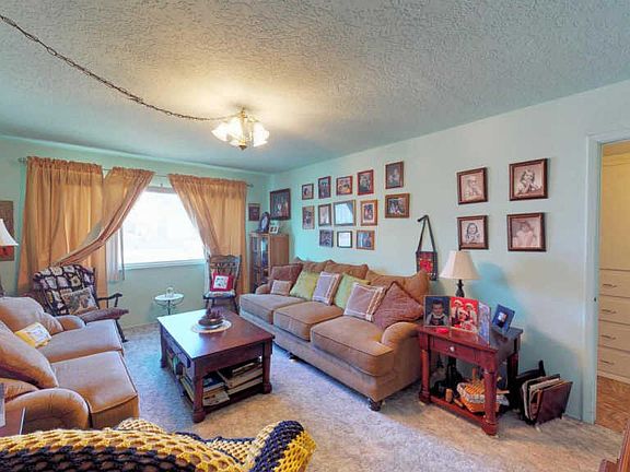 2nd image of 10116 Avenida Serena Dr NW