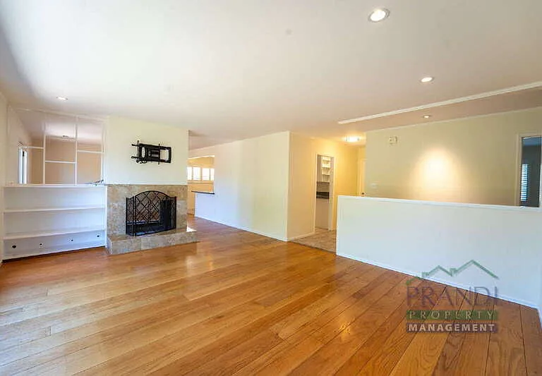 219 Mark Twain Ave — Photo 9