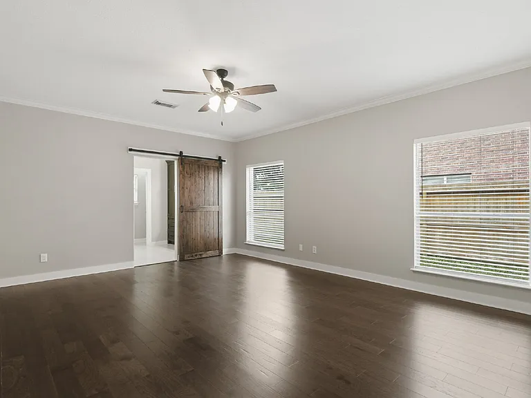 3007 Eagle Lake Dr — Photo 12