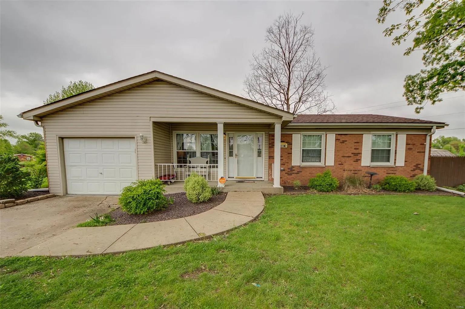 8 Airwood Dr photo 1