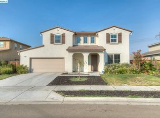 1360 Maple Dr, Oakley, CA