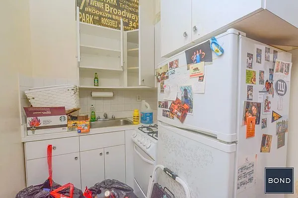 Rented by Bond New York | media 11