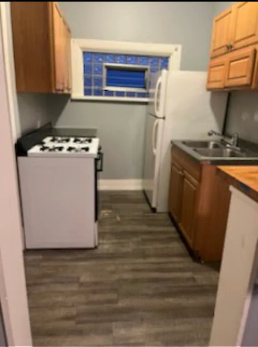 Building Photo - 4731 Tod Ave #2B
