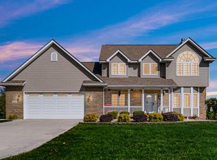 239 Countryside Ct, Valparaiso, IN 46383