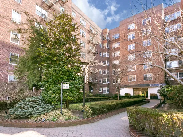 68-61 Yellowstone Boulevard image 1 of 21