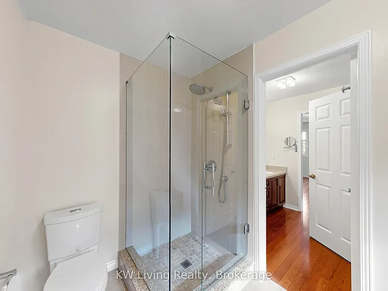 33 Southgate Cres — Photo 28