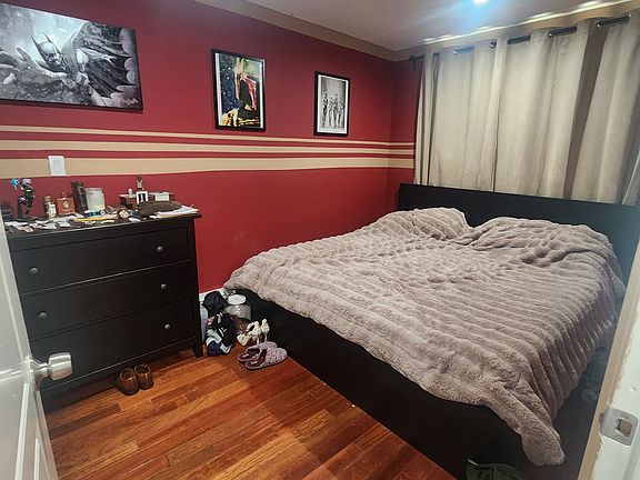 2nd image of 710 Glenmore Ave Floor 2