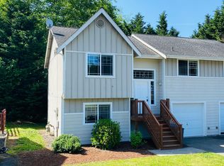 509 NE Riddell Rd, Bremerton, WA 98310