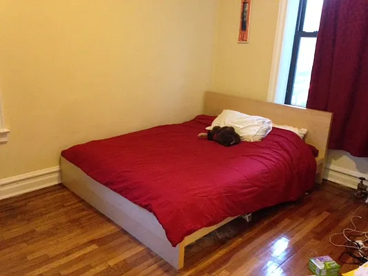 Rented by Premier Metro Realty Corp | media 2