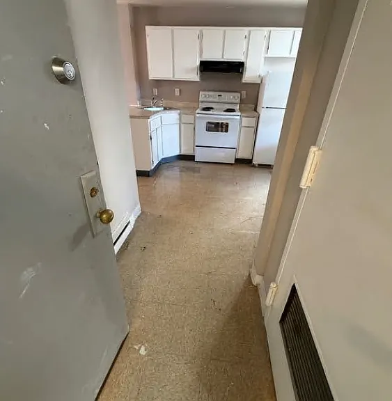 258 Mill St #10 — Photo 8
