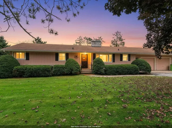 W12782 Elm St, Caroline, WI 54928