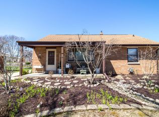 1313 S 95th St, West Allis, WI 53214