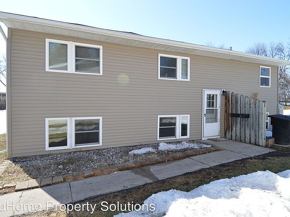 2nd image of 648 2nd Ave S