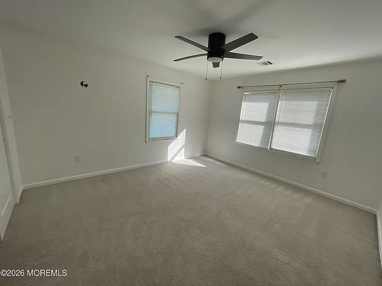15 Hope Dr — Photo 11