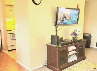 114 Keystone Ct #B, Woodbridge, NJ 07095