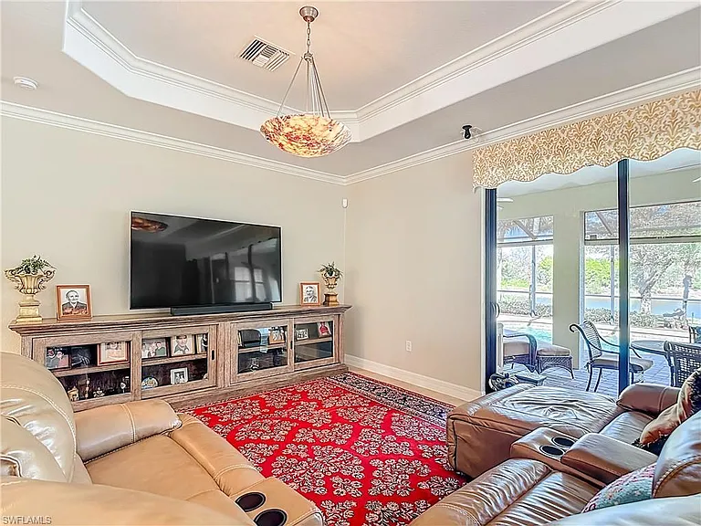 9250 Veneto Pl — Photo 15