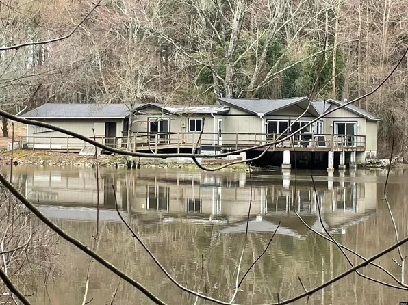 740 Fuller Rd, Martin, TN 38237