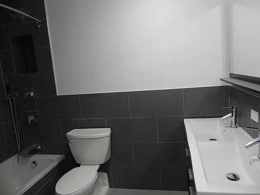 Rented by Stellar Management | media 10