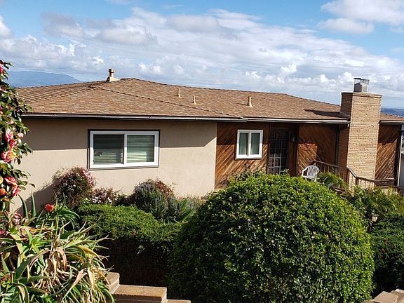 3rd image of 410 Mariposa Dr