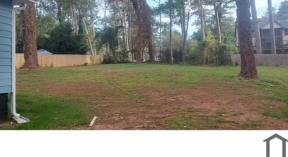 5th image of 1368 Diamond Ave SE