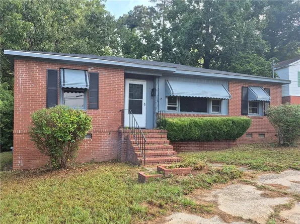 4 Lambert Dr, Columbus, GA 31903