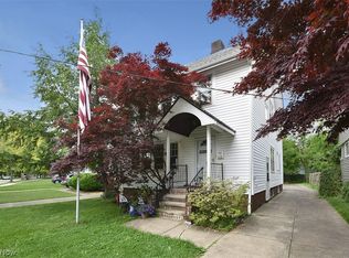 2118 Eldred Ave, Lakewood, OH 44107