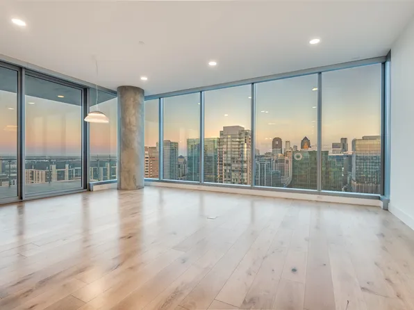 3130 N Harwood St APT 2606, Dallas, TX 75201