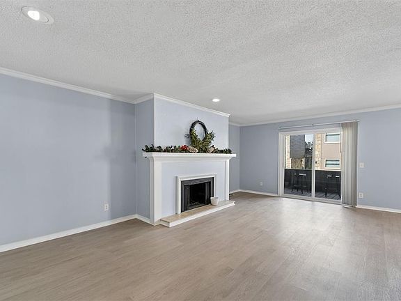 3rd image of 6000 N Pennsylvania Ave #16