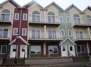 384 Frontier Ave, Morgantown, WV 26505