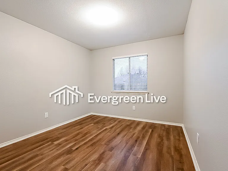 6624 Jollyn Ct — Photo 14