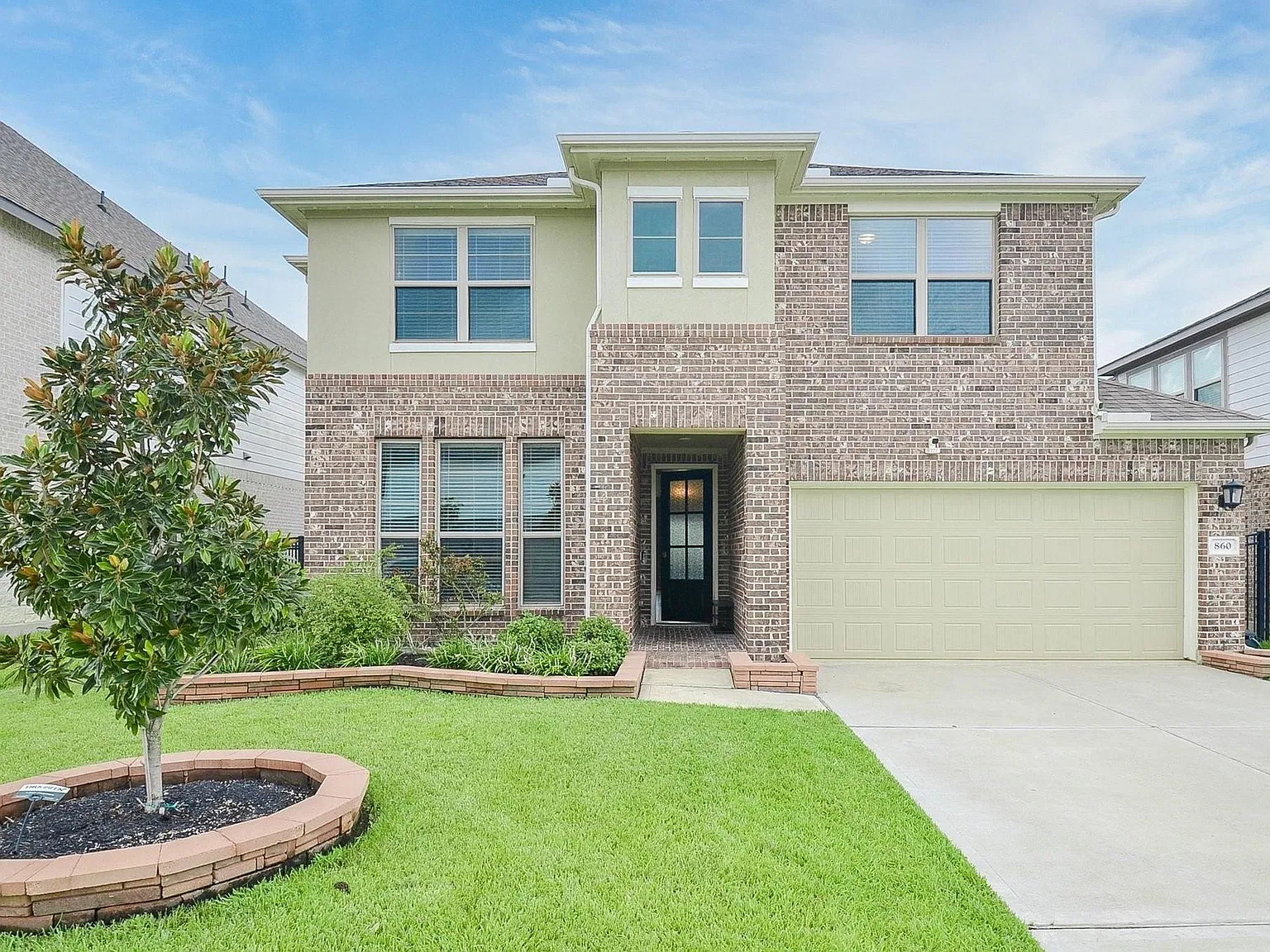 4 bed, 4.0 bath, 3036 sqft, $3,800 — Photo 2