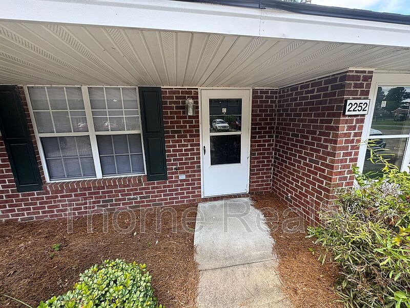1st image of 2252 Sherwood Ave APT C