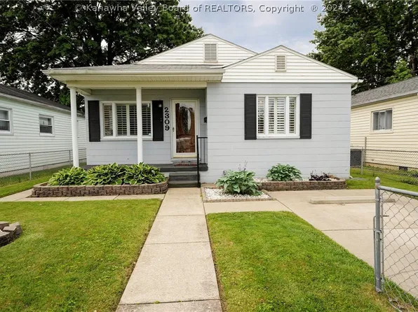 2309 Harrison Ave, Saint Albans, WV 25177