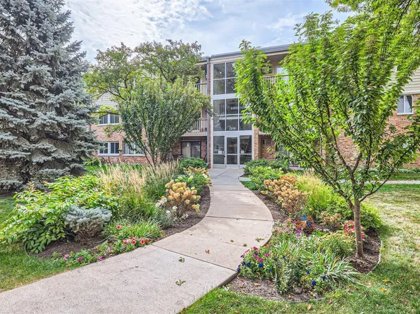 7316 W 22nd St APT 205, Minneapolis, MN 55426