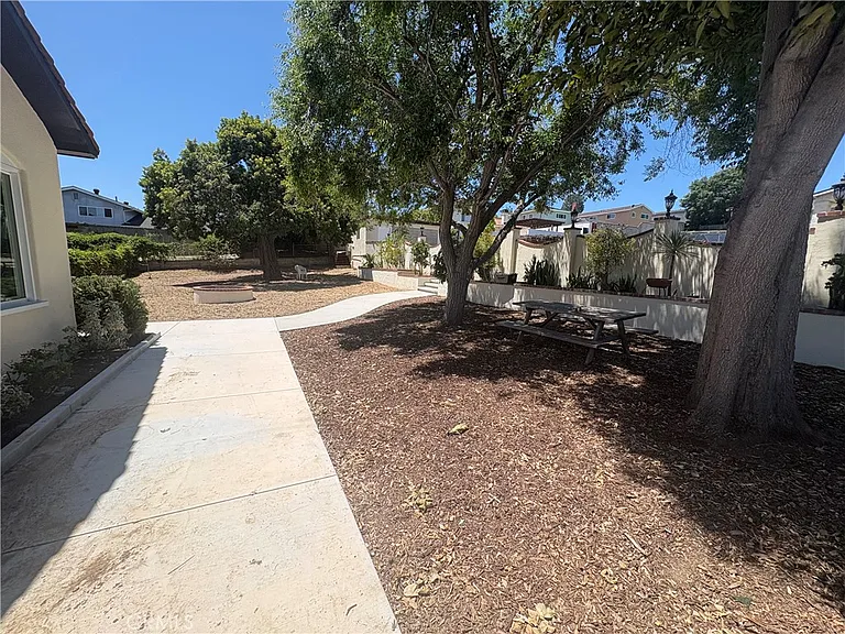 26356 Monte Vista Ave — Photo 13