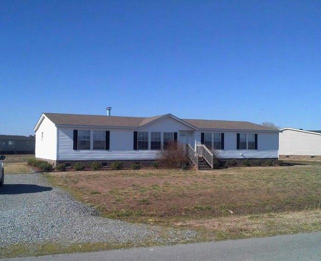 1st image of 301 Country Pointe Dr