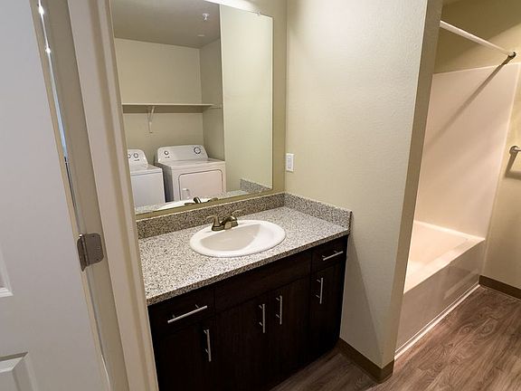 3rd image of 1055 Schurman Dr S #1041-203