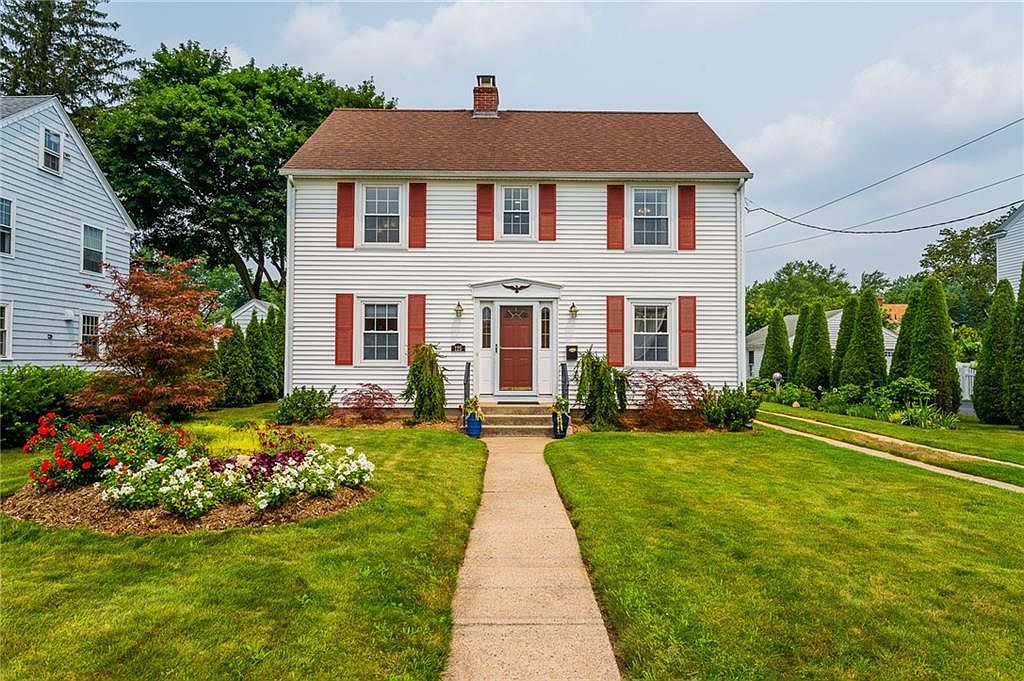 125 Greenwood Ave, Warwick, RI 02886 Zillow