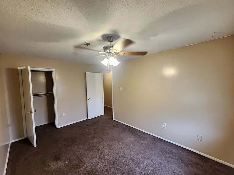 6526 White Horse Rd #17C — Photo 25
