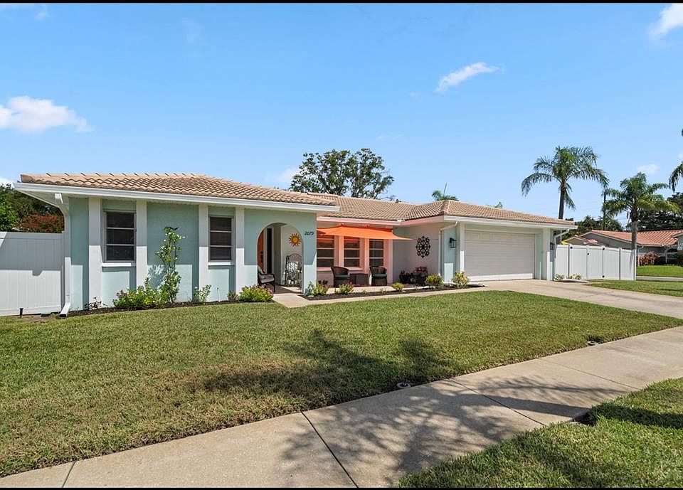 1st image of 2079 KINGFISHER DRIVE
