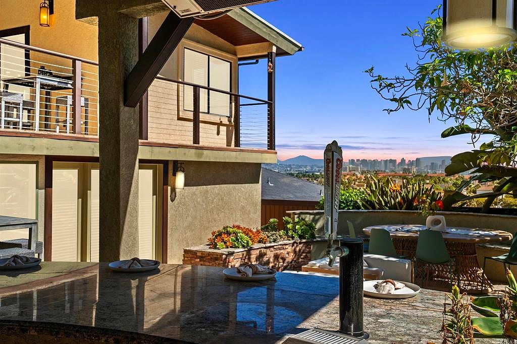 るみ様 3145 Quimby St, San Diego, CA 92106 | Zillow