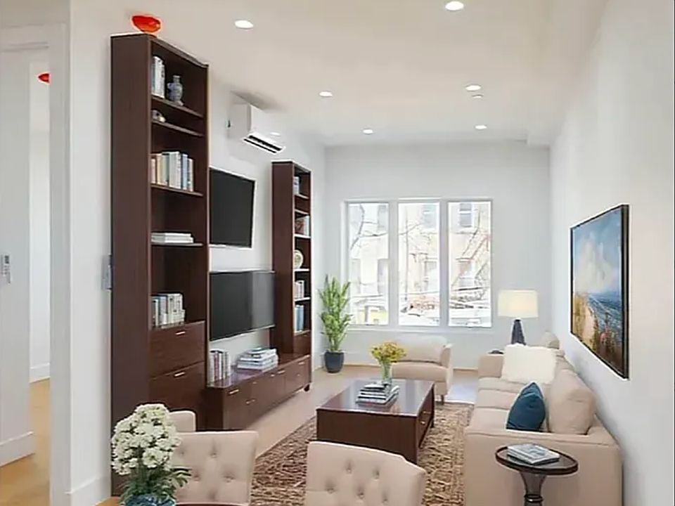 1st image of 1215 Putnam Ave #2BL